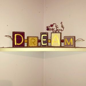 ✨Handmade DREAM sign💜